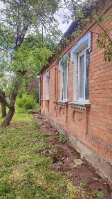 Продається цегляний будинок с. Райки |