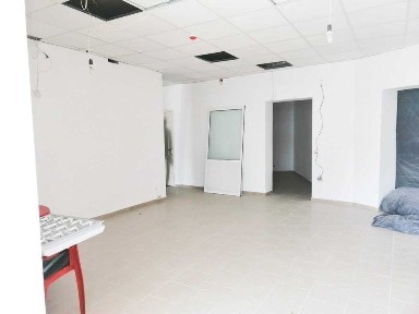 Фасадне приміщення! Перша лінія! Центральний ринок! Автовокзал! Трафік!