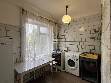 Без %, 3-кімн. 62 м2 - 55000 $, комфортний 3 поверх, газ, під ремонт