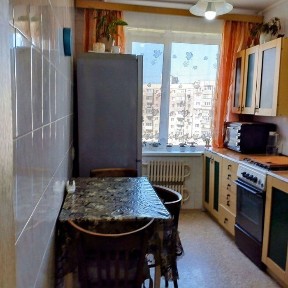 Продам 3К кв Правый берег - Красный Камень - Покровский - Парус -Центр