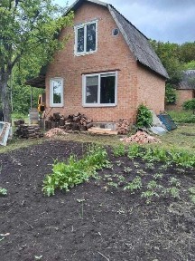 Бюджетна дача біля річки