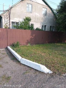 Терміново продам 2 будинка по ціні одного, торг!