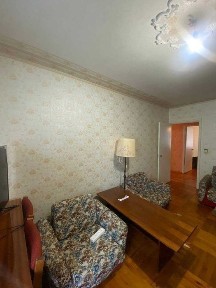 3 кімн кв, 65 кв м Роганський Жилмасив (404083)