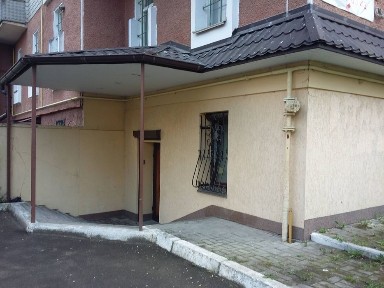 Комерційне приміщенн