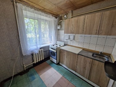 Продаж 1-но кімнатної квартири. Дружба.