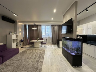 2 комнатная квартира 91 м2 Дорогой Ремонт Армейская /Говорова