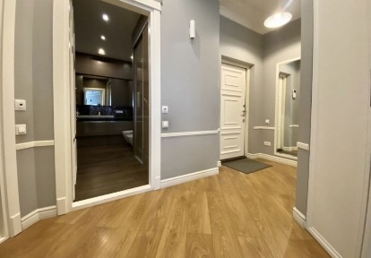 Елітна трикімнатна квартира біля Парку перемоги