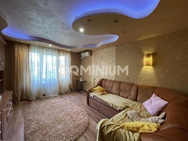 Продається квартира м. Виноградів вул. Станційна 1