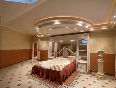 Пентхауса з великою терасою, укомплектований. Закрит. двір. Центр.