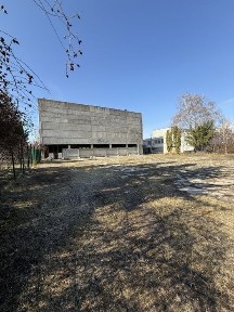 Продаж фасадної комерційної нерухомості