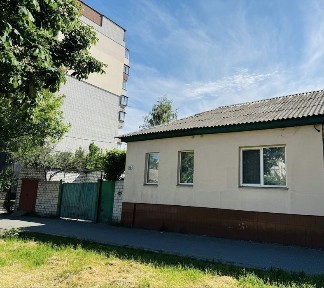 1/2 вул. Благовісна 200. Центр