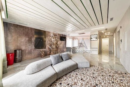 Аренда квартиры в ЖК <a href='/newbuilding/604/view/zk-alpiiskii-gorodok'>Альпийский городок</a> ул. Протасов Яр ПАРКОМЕСТО