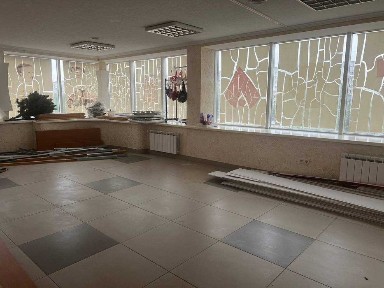 Здам в оренду 40 м. кв. прим., поряд з МакДональдз, ГАЗ опал., Ремонт