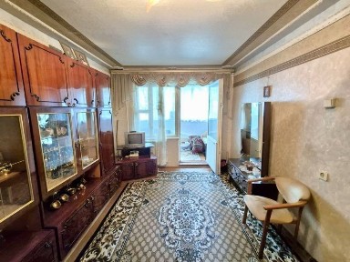 Продаж 2к кв перший поверх лоджія Корольова Борщагівка