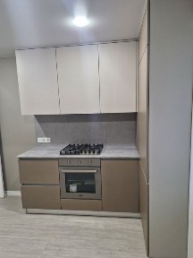 Продам 1-но кімн. квартиру, 6/10 цегла. Центральна частина міста!