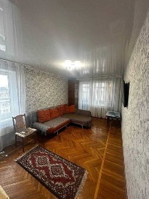 Простора 3-кімнатна вул. Г. Кондратьєва (біля АТБ) єВідновлення!