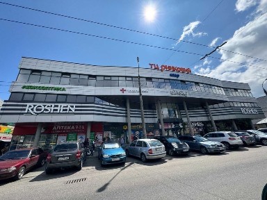 Торгове приміщення в ТЦ Ринковий