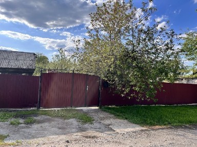 Продам дом в центре города ( аренды нет)