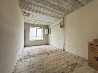 Здана та готова до ремонту 2-кім, ідеальний 3 поверх, надійний БК