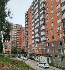 Продаж 2-кімнатної квартири, яку можна перепланувати у 3-кімнатну