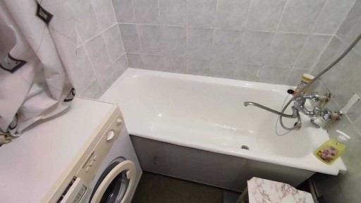 Продаж 1 кімнатної квартири Правий Берег