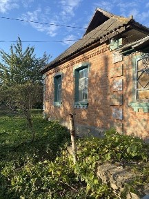 Продаж будинку і земельної ділянки в селі Махнівка Вінницького району