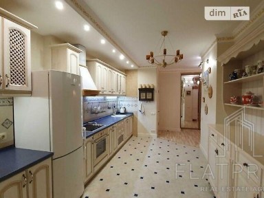 Київ, Солом'янський, проспект В. Лобановського 4