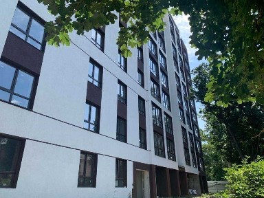 2к квартира біля озера