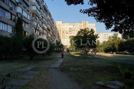 Ватутіна Райдужний Воскресенка 3 кімн квартира