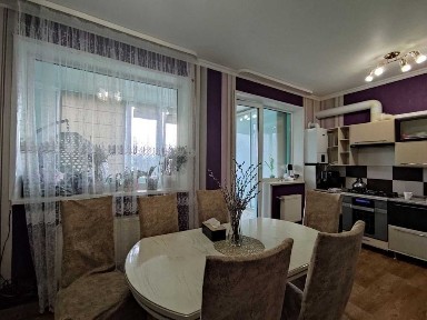 Продам 2 комнатную квартиру Чугуев с автономным отоплением