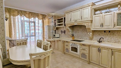 Одесса, Гагаринское Плато ул., 5Б