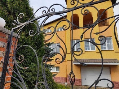 Продаж житлових будинків Дрогобич (с. Раневичі ). Ціну знижено !