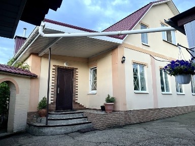 Продам приватний будинок 142 м2 16 соток ділянка