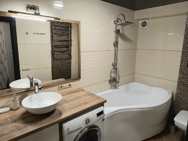 Оренда 2-кім квартира подобово, погодинно, центр-Червоний міст