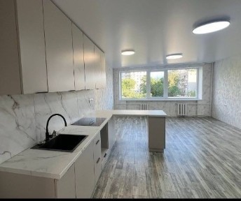 Євро 2-ка вул. Максима Загривого