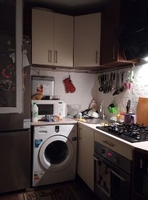 Продам 1-комнатную квартиру в центре Чугуева, 9/9 этаж