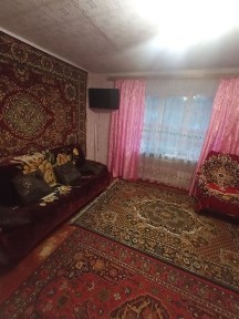 Продам 3-комнатную квартиру в пгт Эсхар