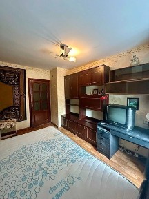 Продажа 3-комнатной квартиры 60 м², Небесной Сотни ул.