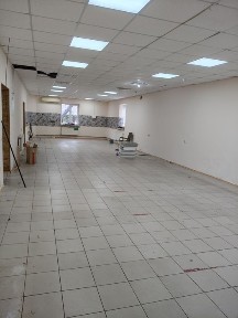 В оренду приміщення комерційного призначення