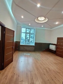 Оренда офісу 100 м², Героїв Майдану пл.