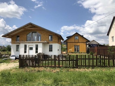 Продам 2 будинки