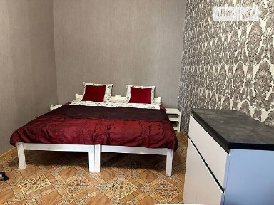 Здам подобово 2к квартиру на вул. Фалєєвська 30, кв. 21