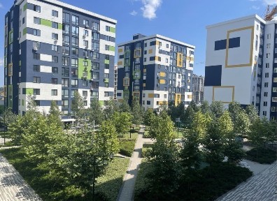 Видова євродвушка в цетрі міста, будинок з газом