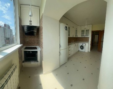 Продаж 3-кімнатної квартири з ремонтом! вул. 1-ша Танкова Бригада