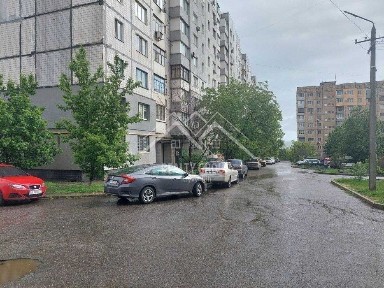 Продаж 1к з гарним плануванням у ЦМ р-ні на Карачунах