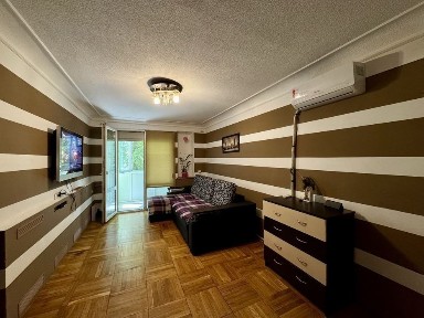 Продам 3х кімнатну кв-ру 12 квартал/ Б. Хмельницького