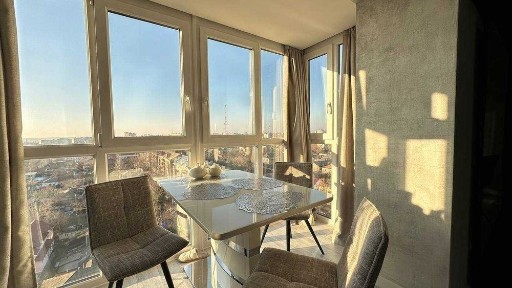 Продаж неймовірної 3 кімнатної квартири в центрі!