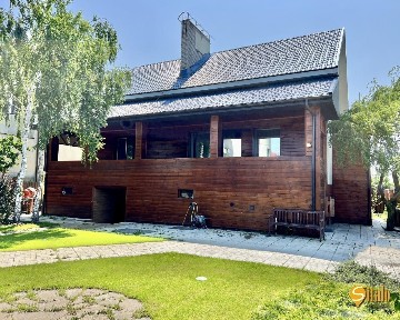 Київ, 4-а Озернаа вул.