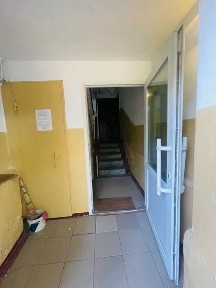 Продам бюджетную 2 комнатную р-н Солнечный