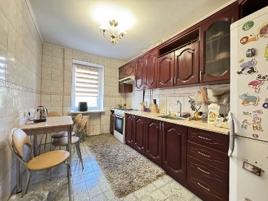Продам 3 кімнатну квартиру